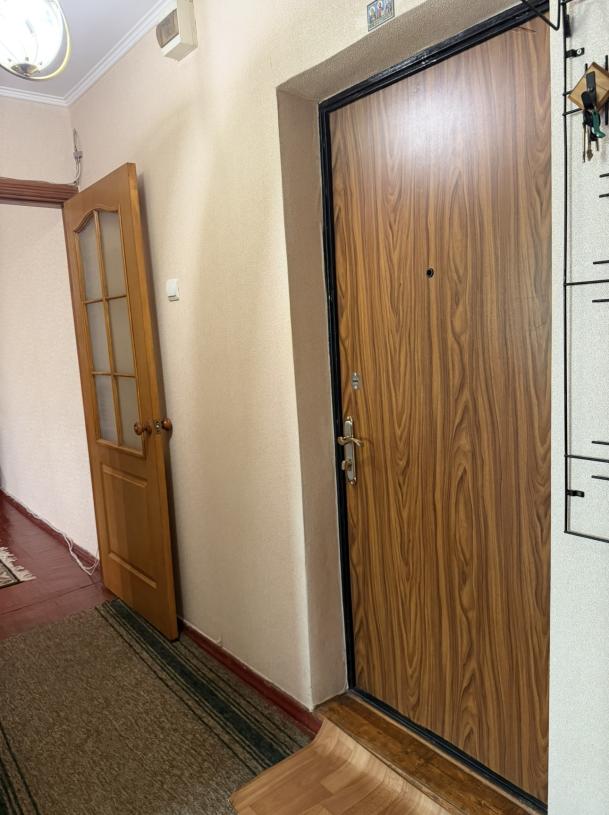 Квартира, 2-кімн., Харьков, 605м/р, Гвардейцев Широнинцев