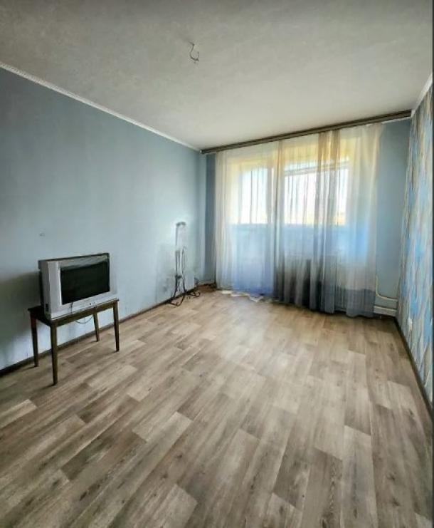 Квартира, 3-кімн., Харьков, 533м/р, Бучмы