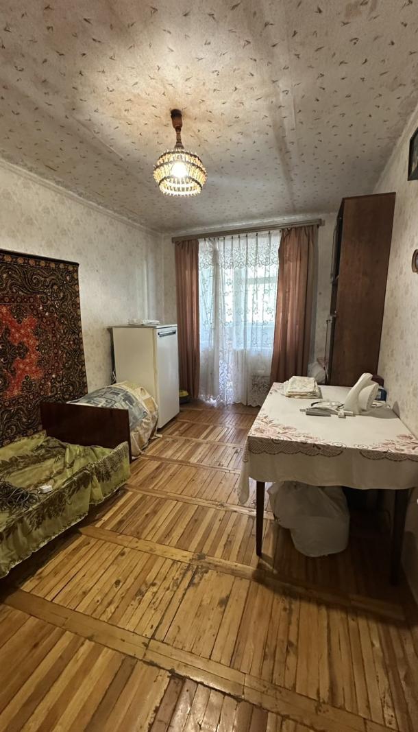Квартира, 3-кімн., Харьков, Пятихатки, Академика Курчатова проспект