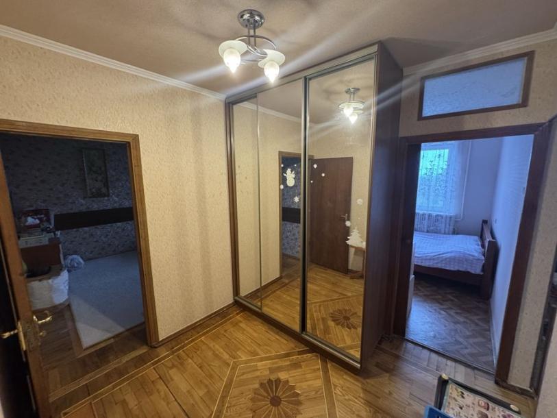 Квартира, 2-кімн., Харьков, Алексеевка, Архитекторов