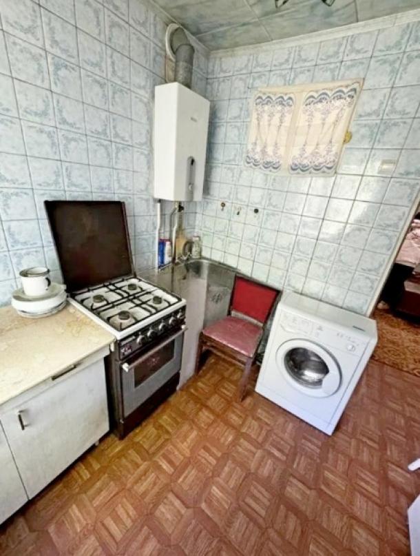 Квартира, 1-кімн., Харьков, Павлово Поле, 23 Августа