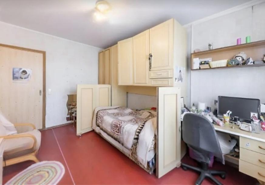 Квартира, 3-кімн., Харьков, 522м/р, Непокоренных (Героев Труда)