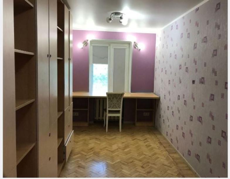 Квартира, 3-кімн., Харьков, Павлово Поле, Стражей Неба (Тобольская)