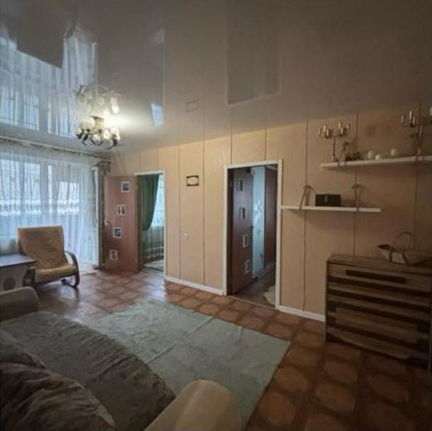 Квартира, 3-кімн., Харьков, 606м/р, Тракторостроителей просп.
