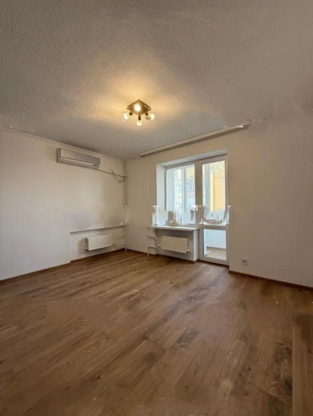 Квартира, 3-кімн., Харьков, Холодная Гора, Полтавский Шлях
