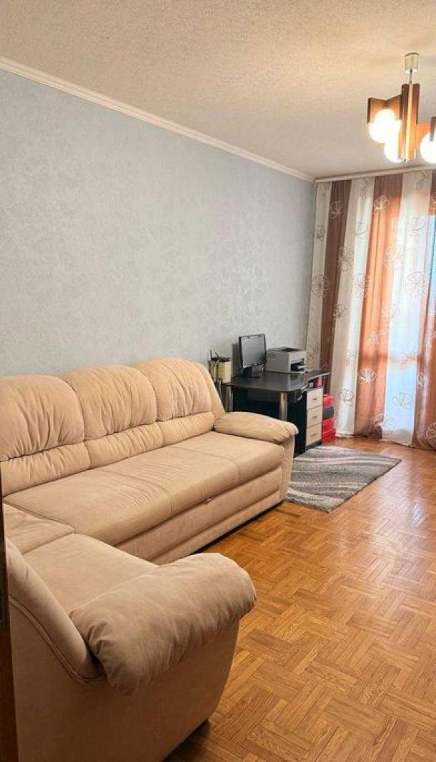 Квартира, 3-кімн., Харьков, 1 Северная Салтовка, Соборности Украины (Дружбы Народов)