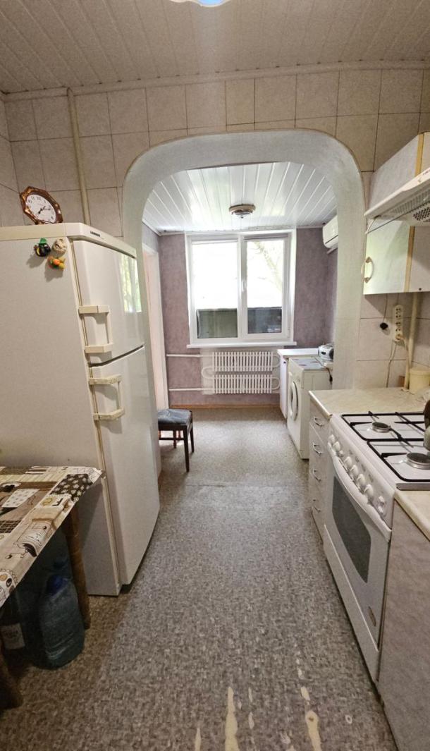 Квартира, 2-кімн., Харьков, 604м/р, Тракторостроителей просп.