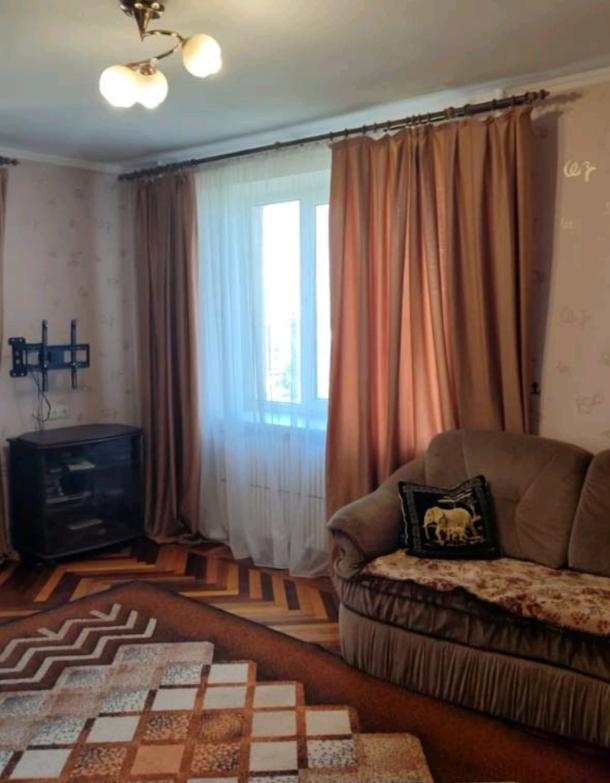 Квартира, 3-кімн., Харьков, Новые Дома, Харьковских Дивизий