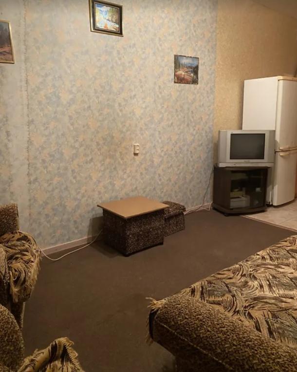 Гостинка, Харьков, 603м/р, Юбилейный пр. (50 лет ВЛКСМ пр.)