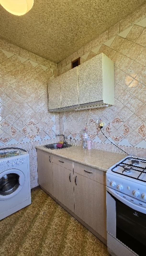 Квартира, 3-кімн., Харьков, Восточный, Шариковая