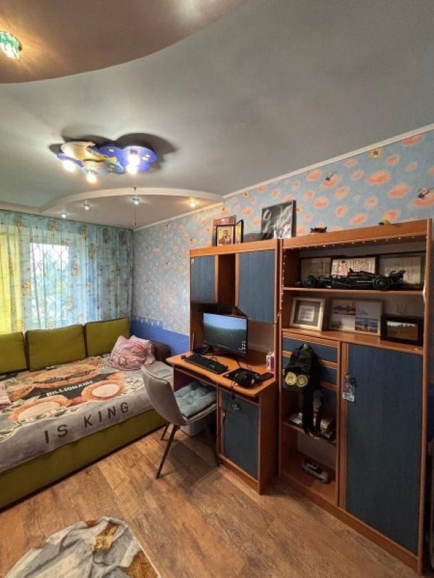 Квартира, 3-кімн., Харьков, 607м/р, Гвардейцев Широнинцев