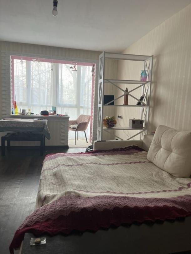 Квартира, 2-кімн., Харьков, 608м/р, Непокоренных (Героев Труда)