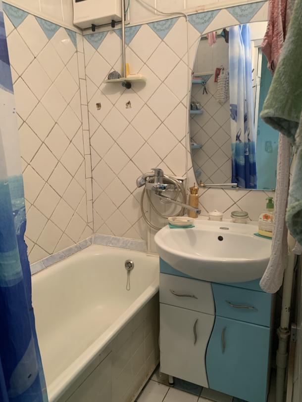 Квартира, 4-кімн., Харьков, 520м/р, Академика Павлова