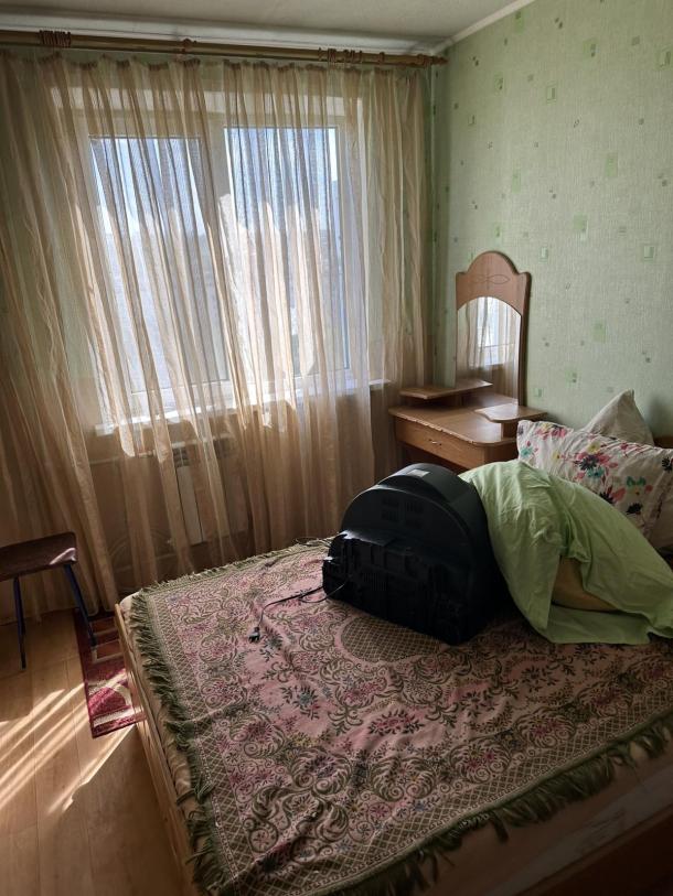 Квартира, 2-кімн., Харьков, 626м/р, Солнечная (Красноармейская, Кирова, Октябрьская, Совхозная)