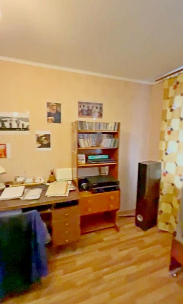 Квартира, 2-кімн., Харьков, Павлово Поле, 23 Августа