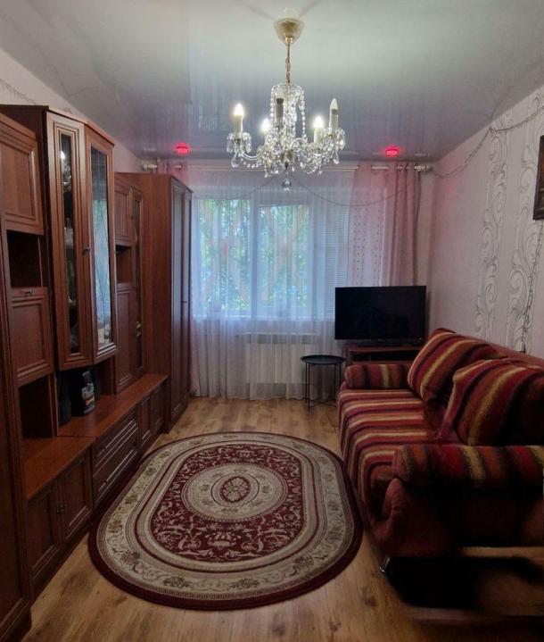 Квартира, 3-кімн., Харьков, 608м/р, Гвардейцев Широнинцев