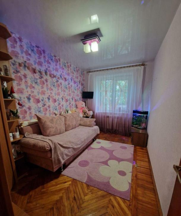 Квартира, 3-кімн., Харьков, 608м/р, Гвардейцев Широнинцев