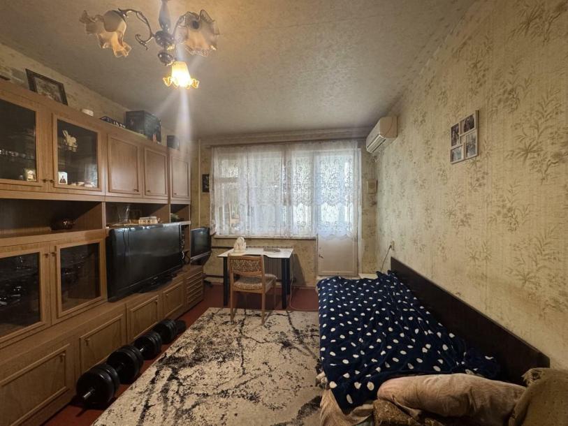 Квартира, 1-кімн., Харьков, 606м/р, Светлая