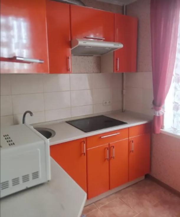 Квартира, 3-кімн., Харьков, 608м/р, Валентиновская