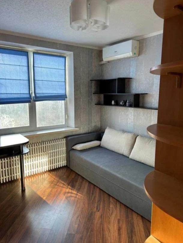 Квартира, 2-кімн., Харьков, 520м/р, Валентиновская