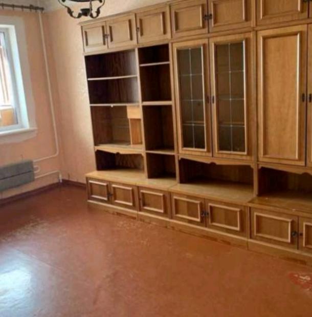 Квартира, 3-кімн., Харьков, Одесская, Аэрокосмический просп. (Гагарина проспект)