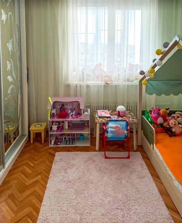 Квартира, 4-кімн., Харьков, Алексеевка, Алексеевская