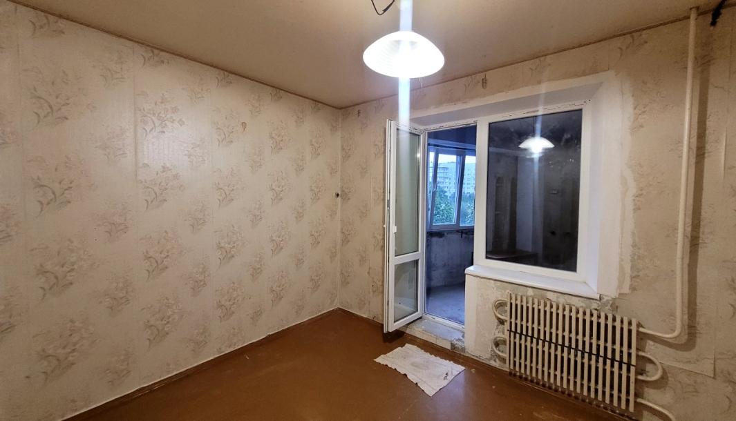 Квартира, 4-кімн., Харьков, 626м/р, Амосова