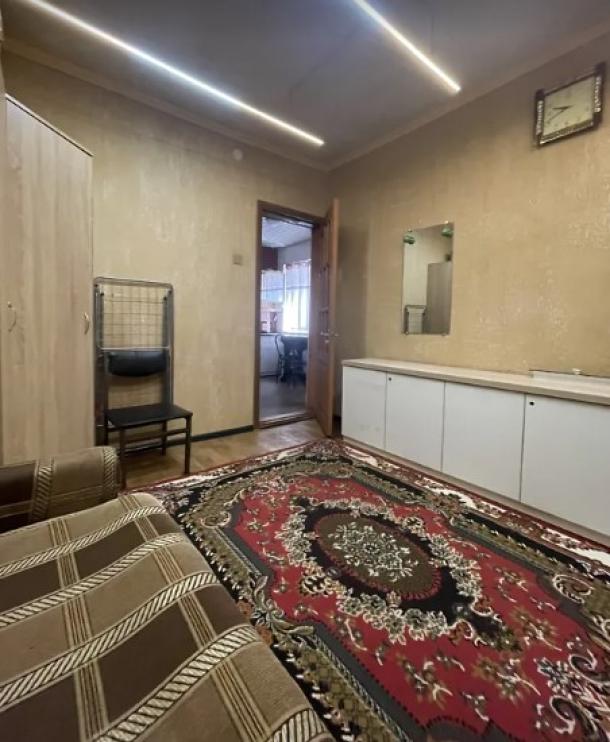 Квартира, 2-кімн., Харьков, Защитников Украины метро, Искринская