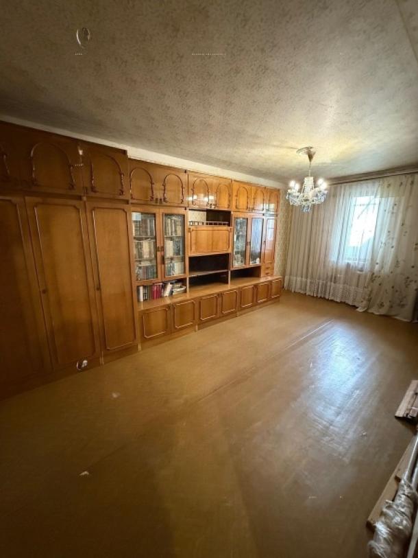 Квартира, 3-кімн., Харьков, 533м/р, Бучмы