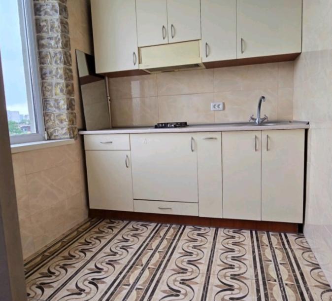 Квартира, 1-кімн., Харьков, 603м/р, Тракторостроителей просп.