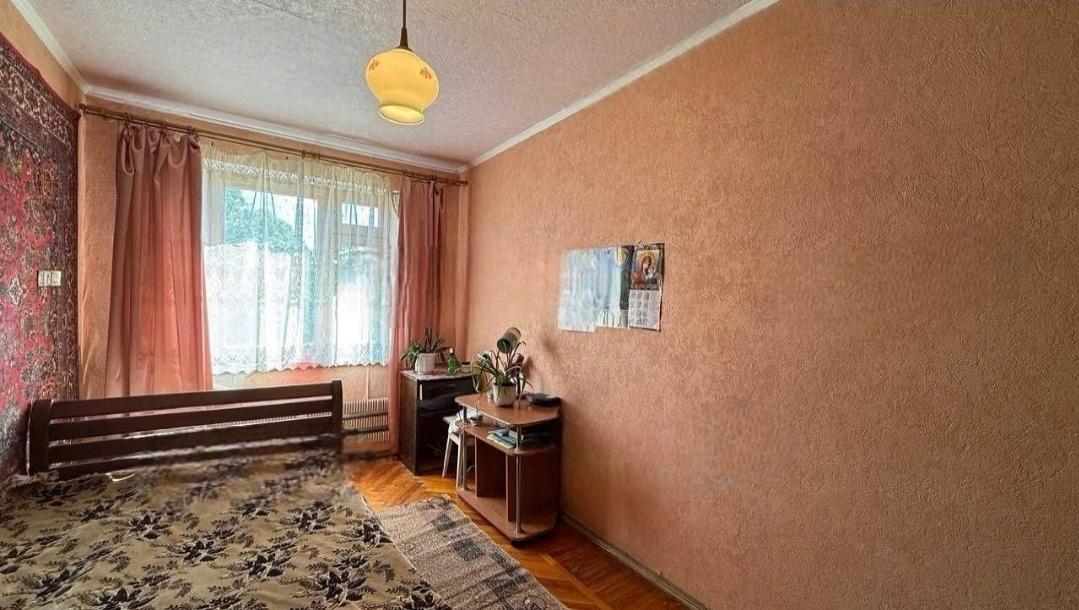 Квартира, 2-кімн., Харьков, 607м/р, Тракторостроителей просп.