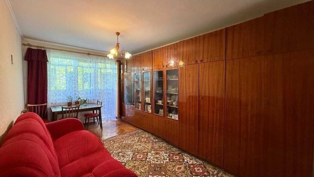 Квартира, 2-кімн., Харьков, 607м/р, Тракторостроителей просп.