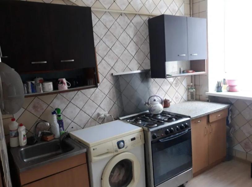 Квартира, 3-кімн., Харьков, Залютино, Старопрудная