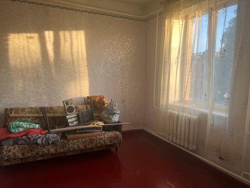 Квартира, 1-кімн., Чугуев, Чугуевский район