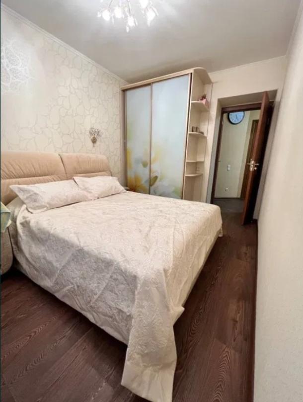 Квартира, 4-кімн., Харьков, Горизонт, Героев Харькова пр-т
