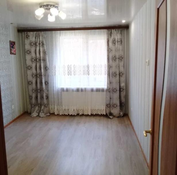 Квартира, 2-кімн., Безлюдовка, Харьковский район, Победы ул. (Красноармейская)