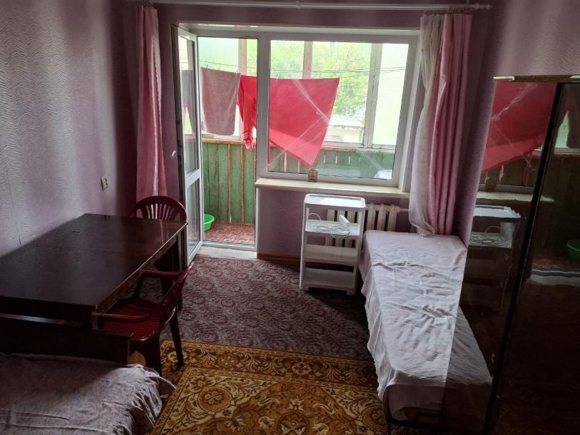 Квартира, 2-кімн., Харьков, 604м/р, Тракторостроителей просп.