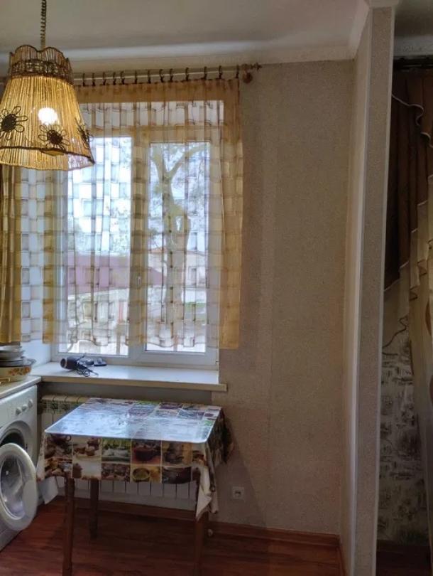 Квартира, 1-кімн., Харьков, ХТЗ, 12-го Апреля