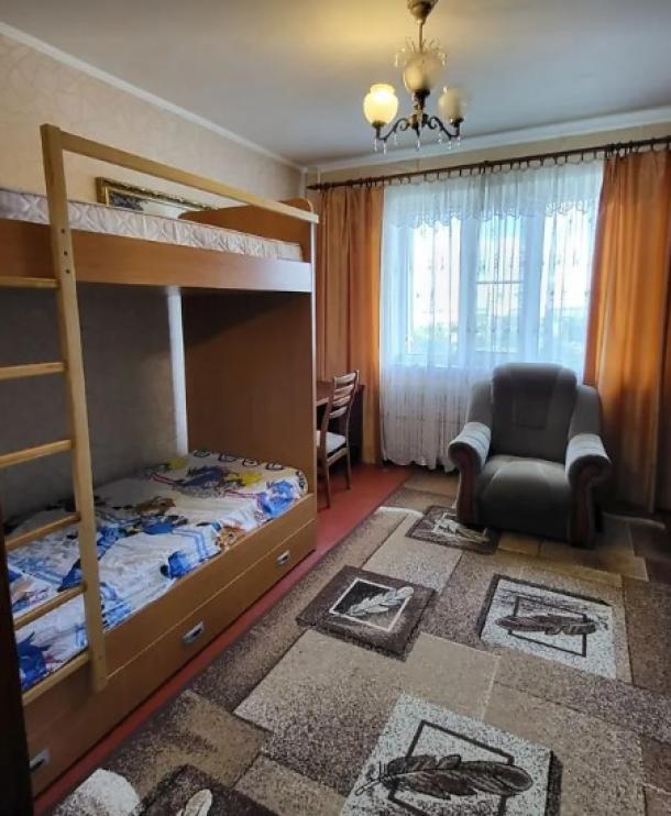 Квартира, 3-кімн., Харьков, 535Ам/р, Валентиновская