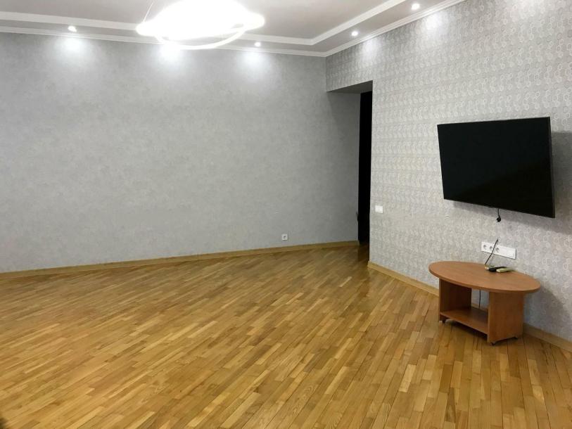 Квартира, 4-кімн., Харьков, Центр, Лопатинский пер.