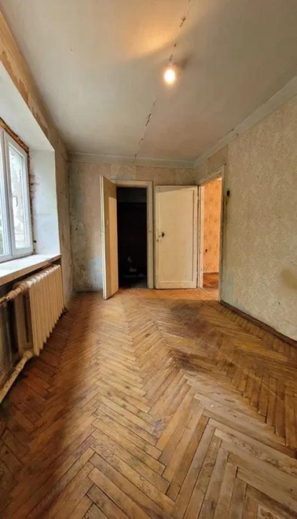 Квартира, 2-кімн., Харьков, ХТЗ, 12-го Апреля