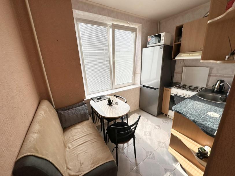 Квартира, 1-кімн., Харьков, 603м/р, Тракторостроителей просп.