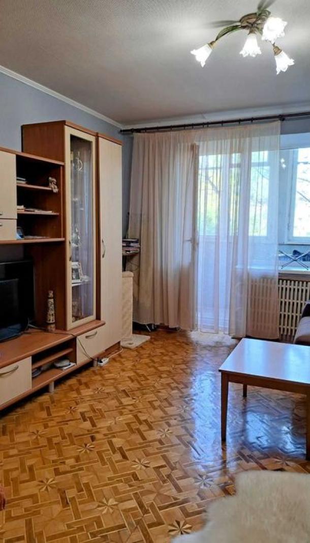 Квартира, 3-кімн., Харьков, Алексеевка, Алексеевская