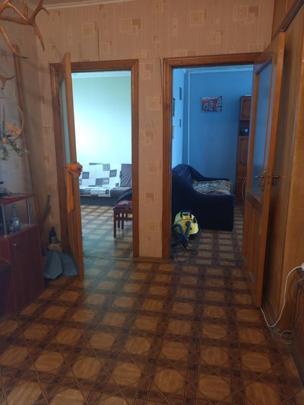 Квартира, 3-кімн., Харьков, 524м/р, Непокоренных (Героев Труда)