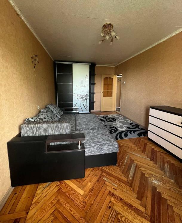 Квартира, 1-кімн., Харьков, 656м/р, Юбилейный пр. (50 лет ВЛКСМ пр.)