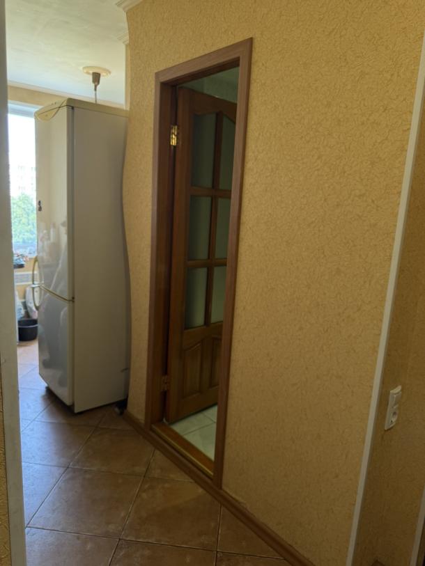 Квартира, 3-кімн., Харьков, 520м/р, Гвардейцев Широнинцев