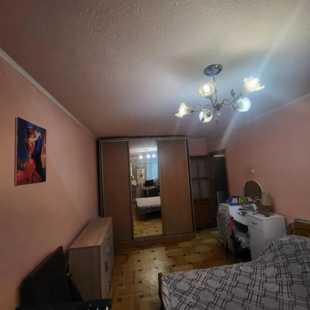 Квартира, 3-кімн., Харьков, Новые Дома, Ньютона