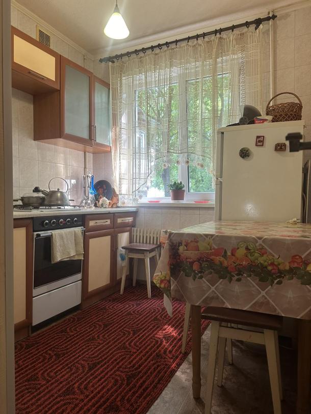 Квартира, 1-кімн., Харьков, 524м/р, Непокоренных (Героев Труда)