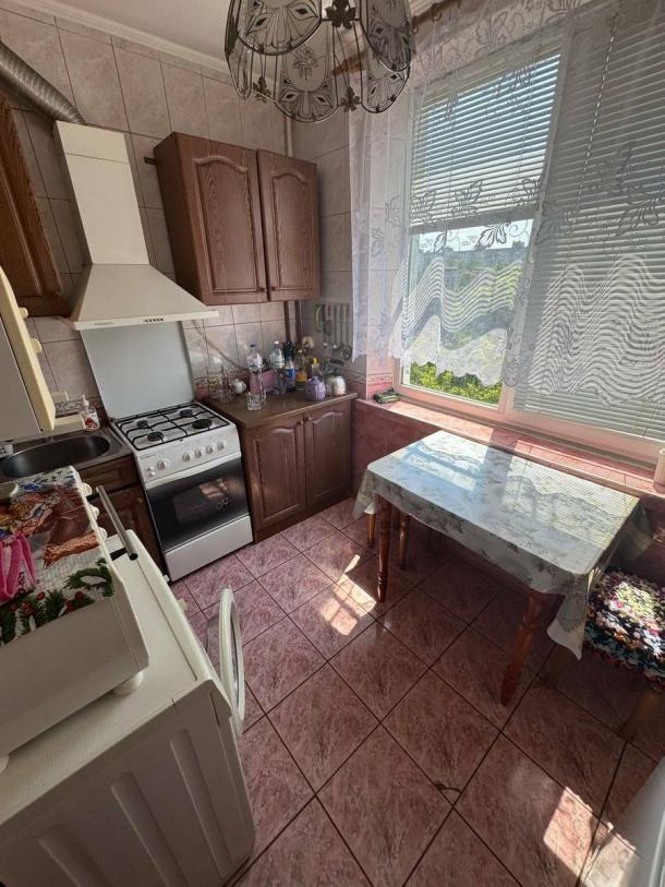 Квартира, 2-кімн., Харьков, 605м/р, Тракторостроителей просп.