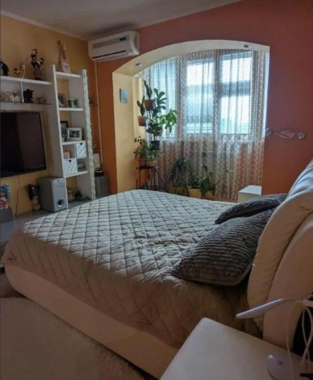 Квартира, 3-кімн., Харьков, 1 Северная Салтовка, Соборности Украины (Дружбы Народов)